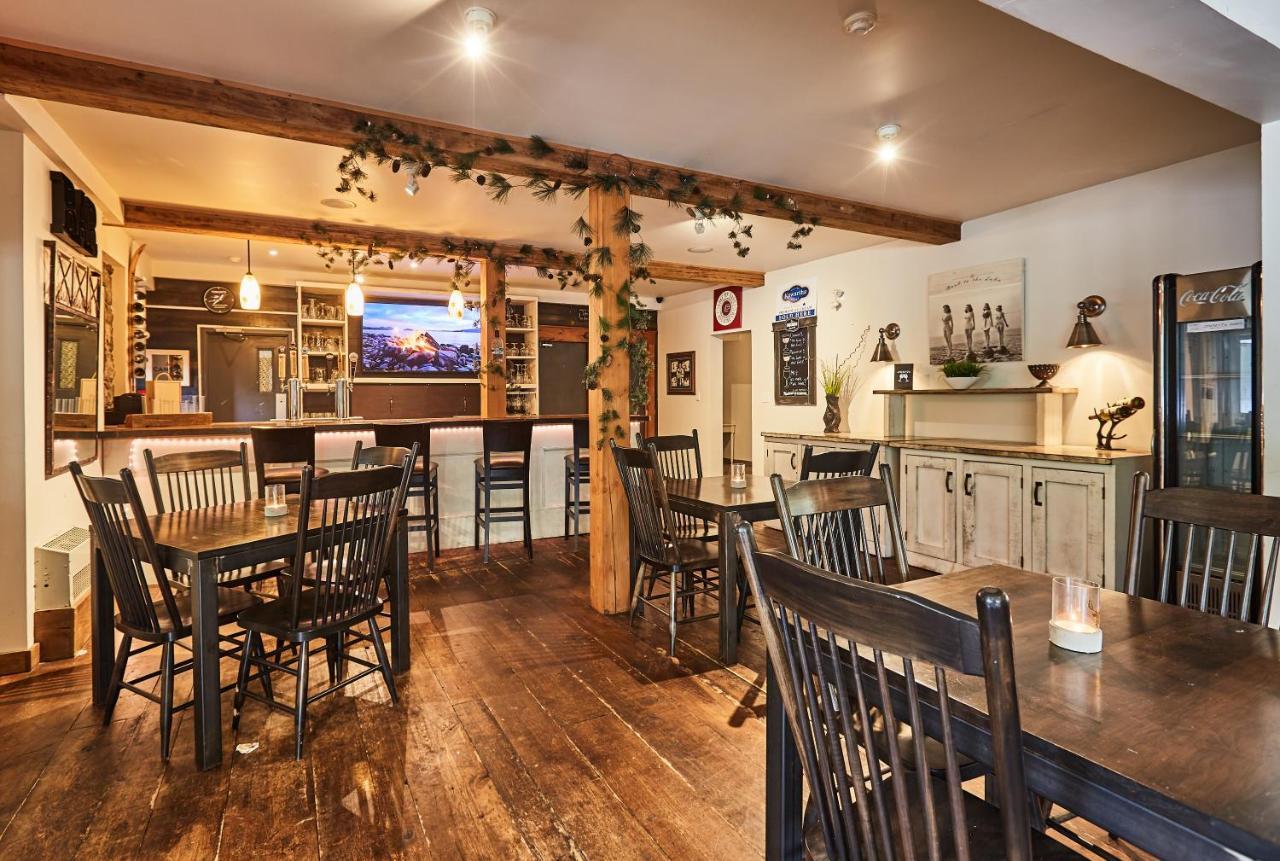 3 Pines Lodge Muskoka Хънтсвил Екстериор снимка
