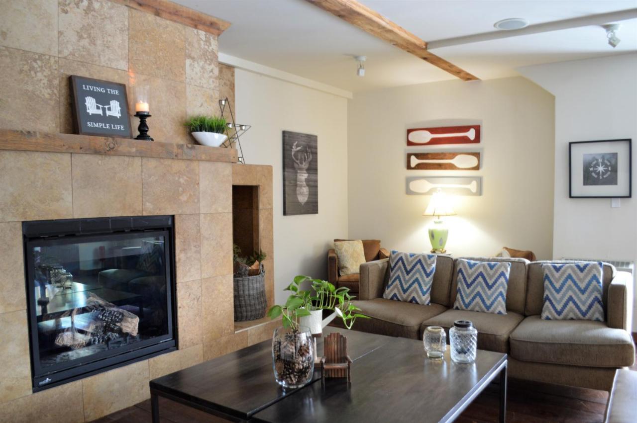 3 Pines Lodge Muskoka Хънтсвил Екстериор снимка