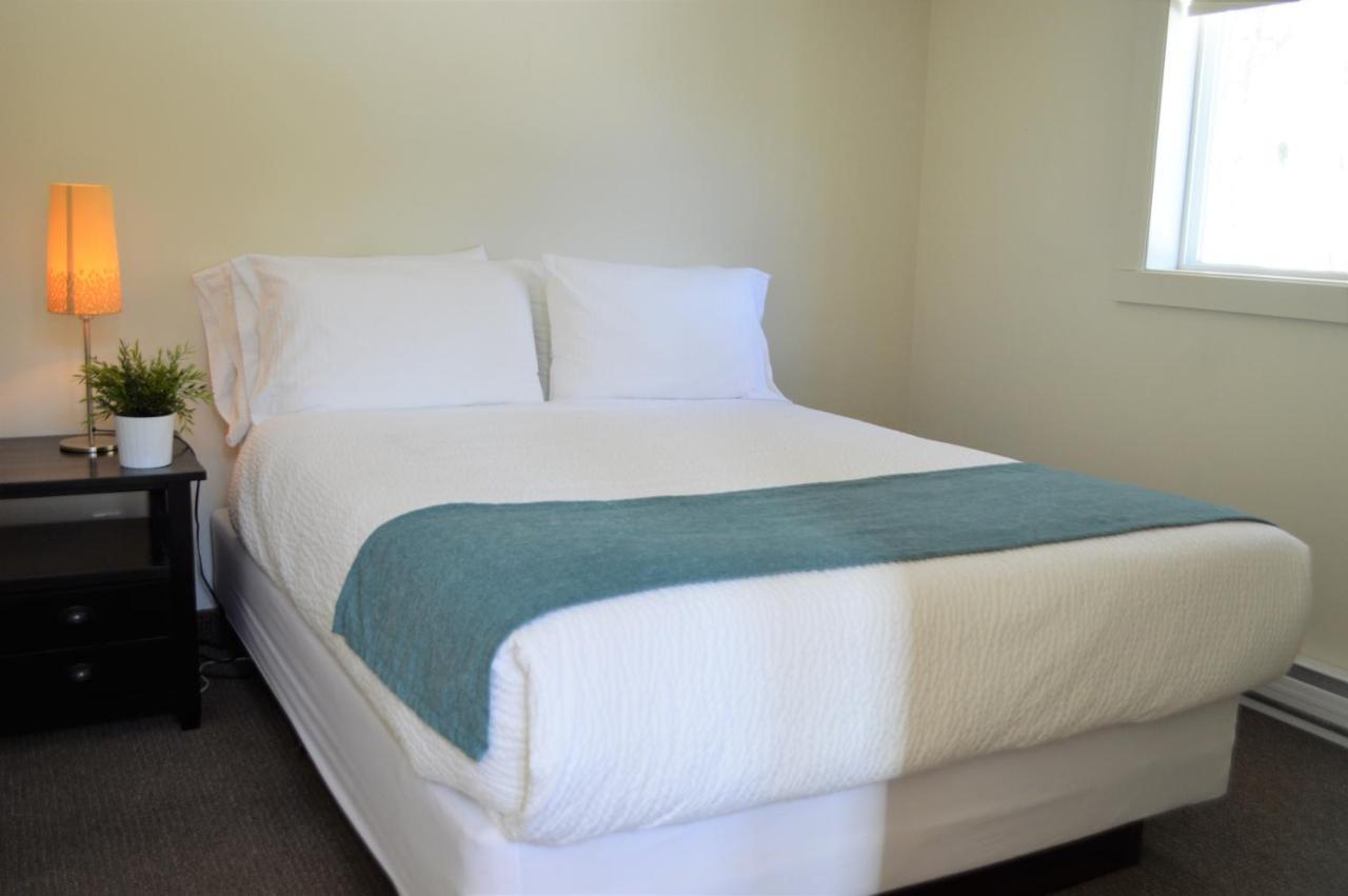 3 Pines Lodge Muskoka Хънтсвил Екстериор снимка