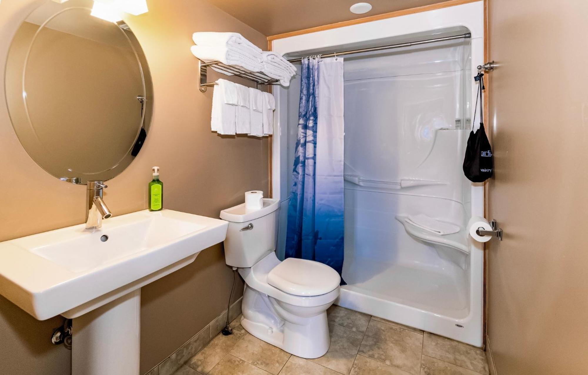 3 Pines Lodge Muskoka Хънтсвил Екстериор снимка